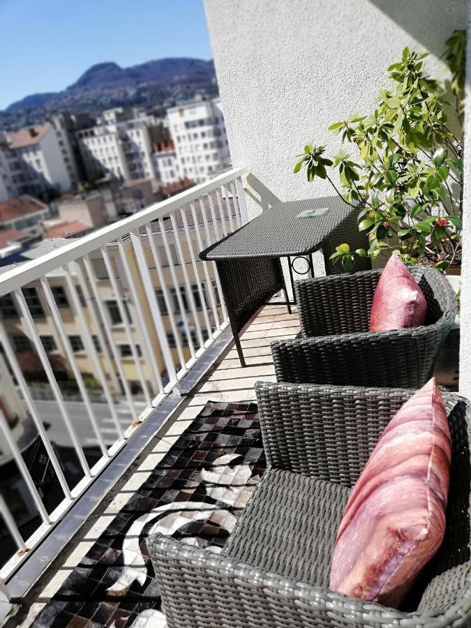 Bed and Breakfast Monts Dome Clermont-Ferrand Esterno foto